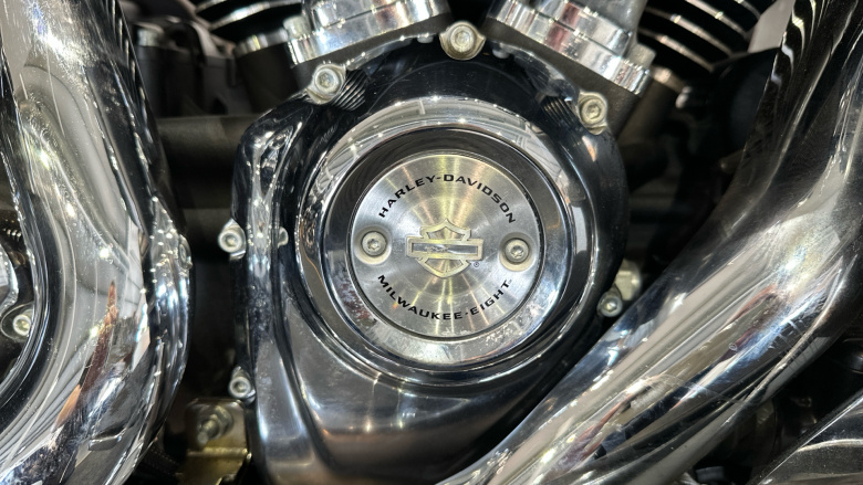 Harley-Davidson Touring Electra Glide FLHTK Vivid Black (21MY)